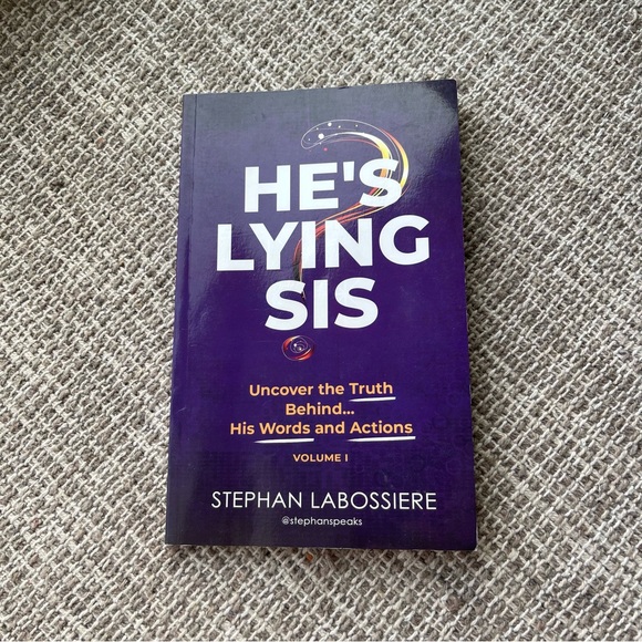 Other - He's Lying Sis Book